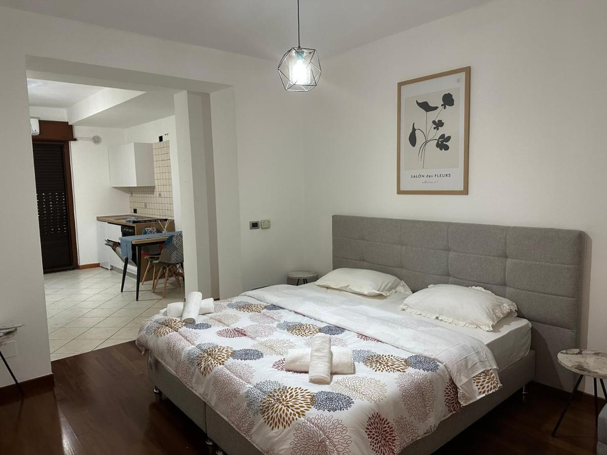 City Center Shkodra B&B Dış mekan fotoğraf